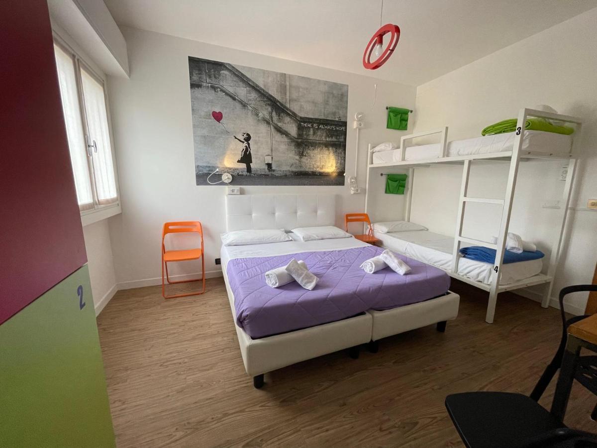 Lake Garda Hostel サロ エクステリア 写真