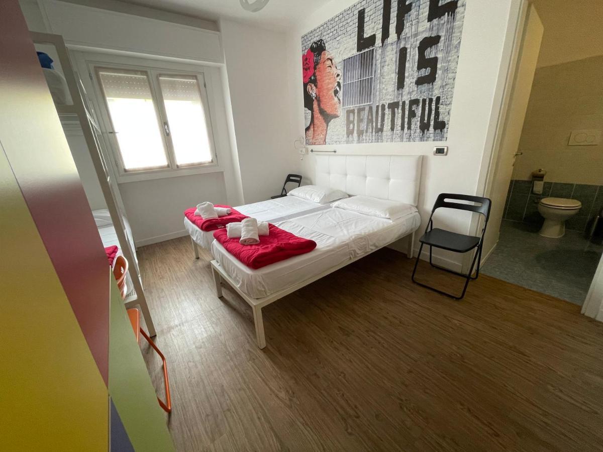 Lake Garda Hostel サロ エクステリア 写真