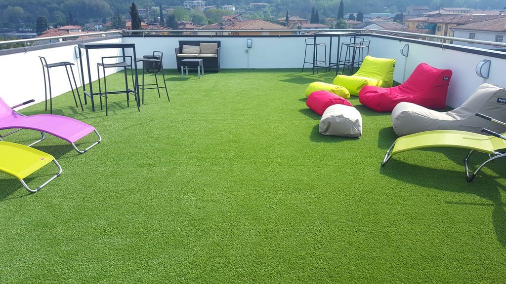 Lake Garda Hostel サロ エクステリア 写真