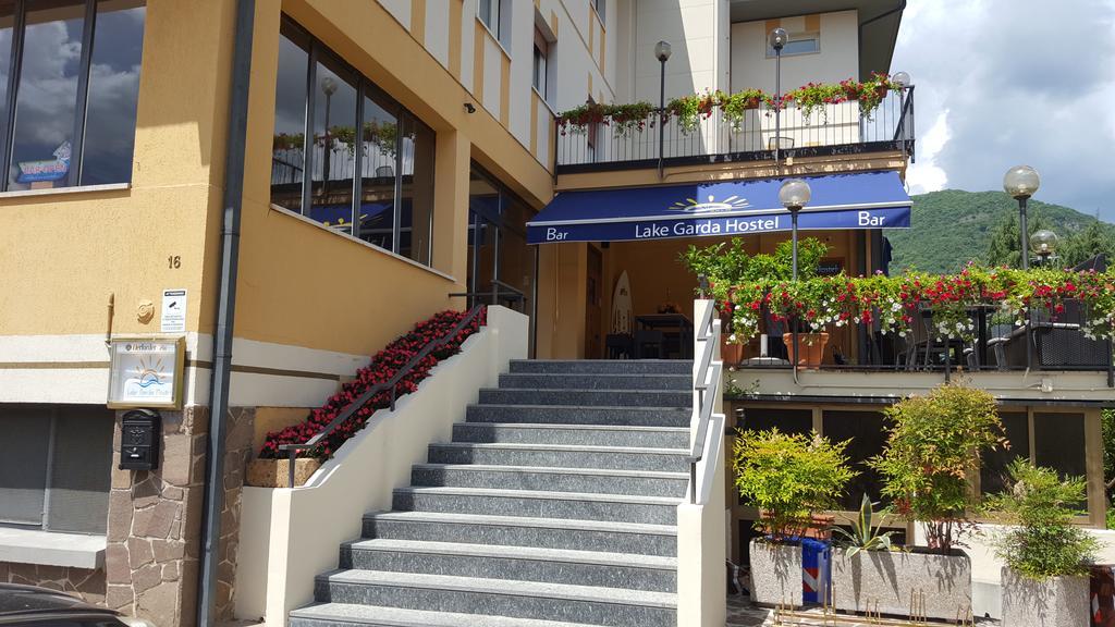 Lake Garda Hostel サロ エクステリア 写真