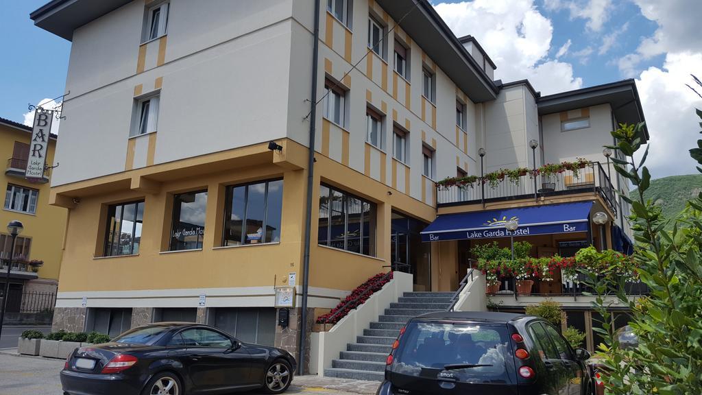 Lake Garda Hostel サロ エクステリア 写真