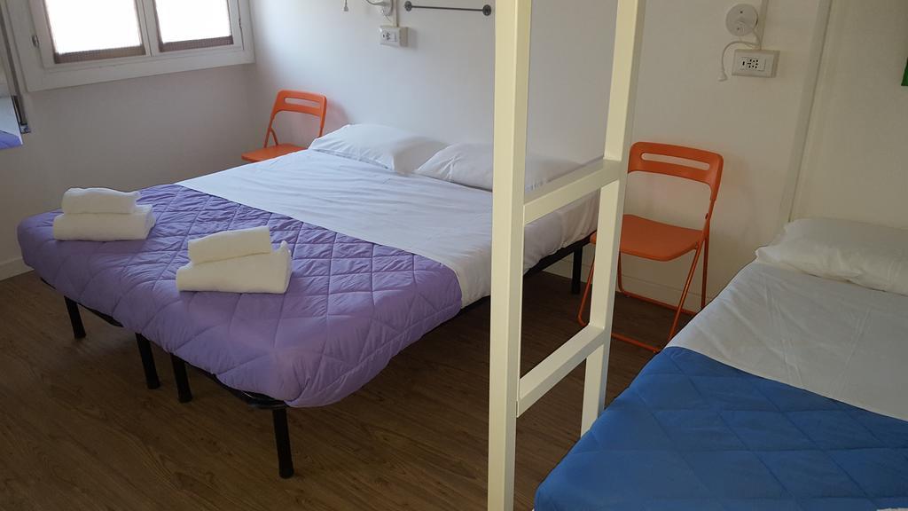 Lake Garda Hostel サロ エクステリア 写真