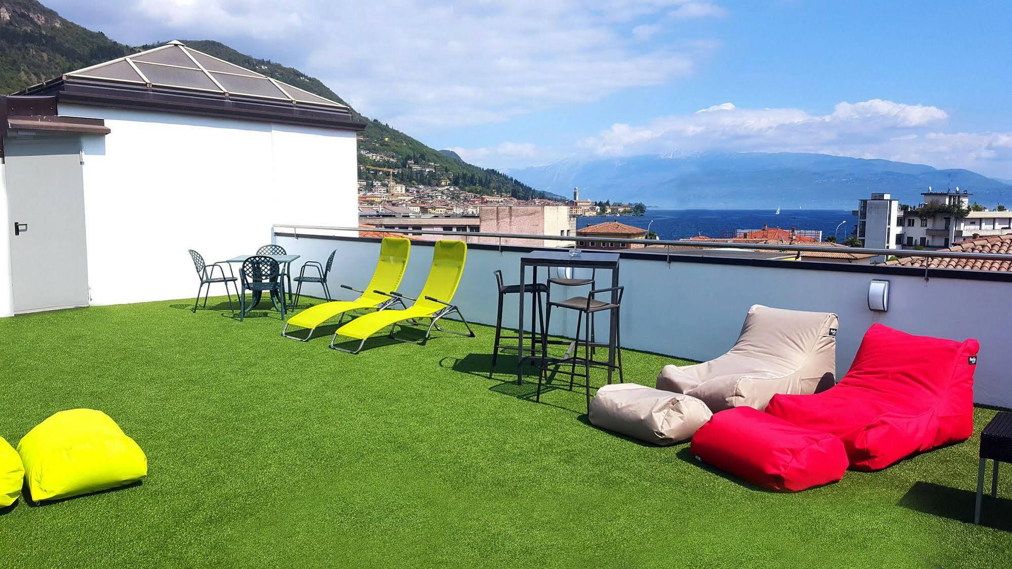 Lake Garda Hostel サロ エクステリア 写真