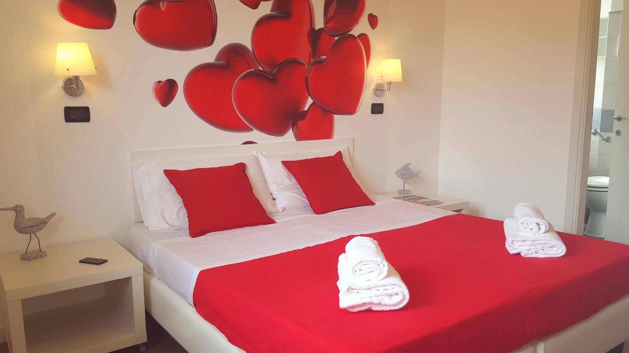 Lake Garda Hostel サロ エクステリア 写真