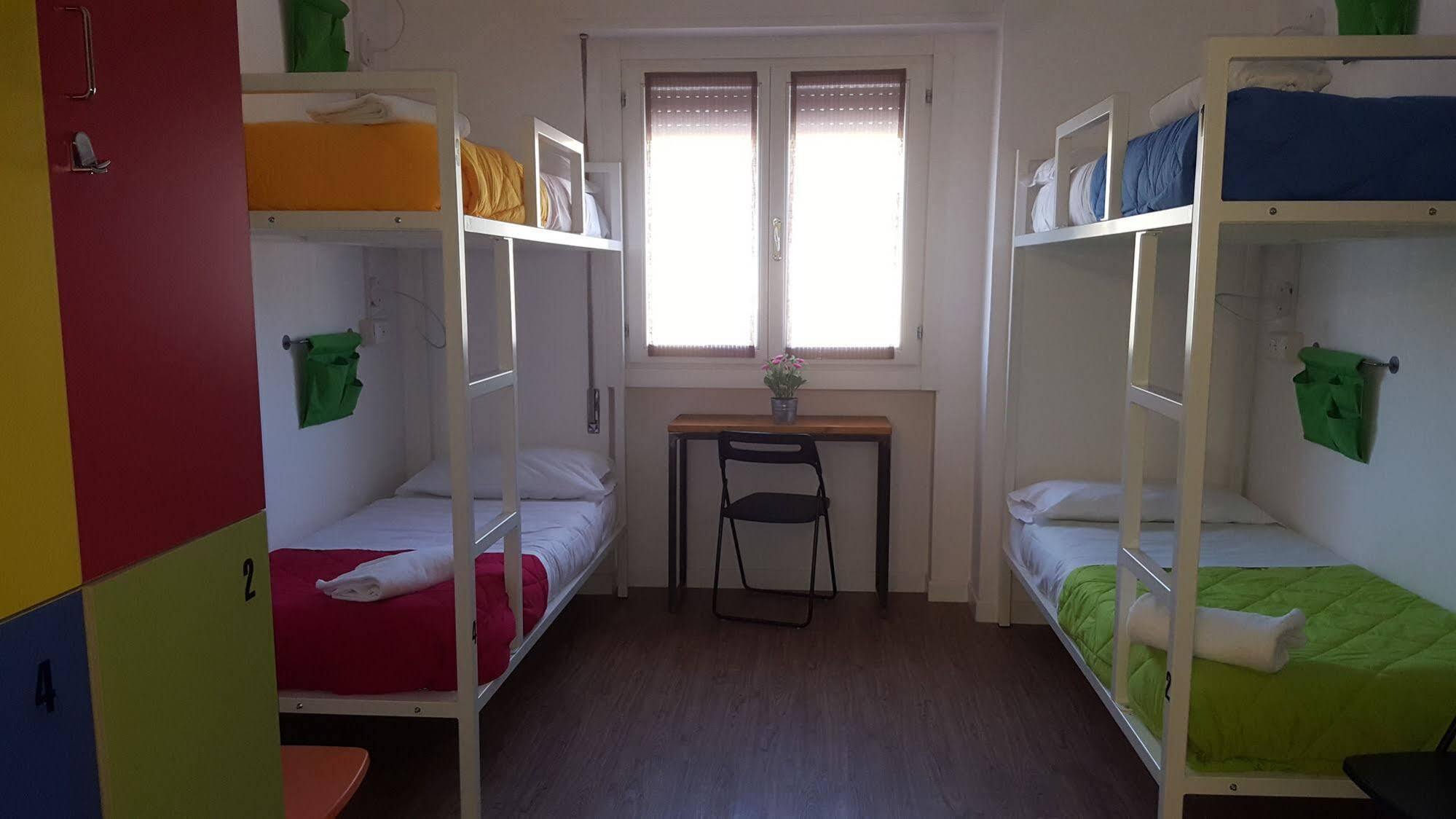 Lake Garda Hostel サロ エクステリア 写真